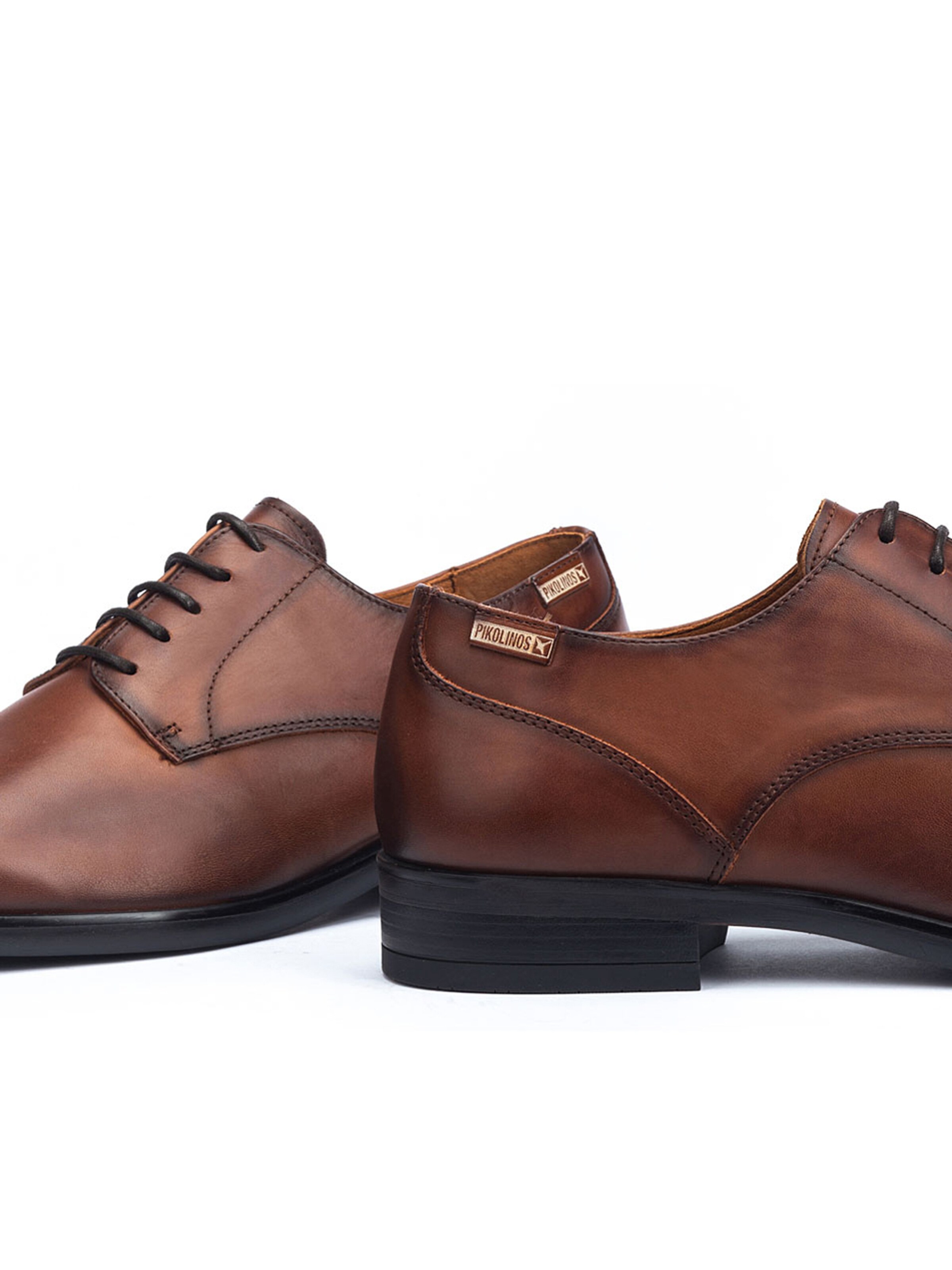 PIKOLINOS Buty sznurowane w kolorze brązowy