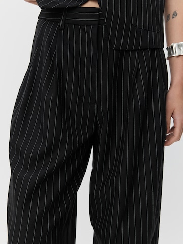 Sofie Schnoor Wide leg Παντελόνι πλισέ σε μαύρο