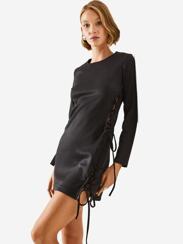 Bianco Lucci - Vestido 'Mini' em preto
