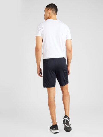 UNDER ARMOUR Regular Sportshorts 'Challenger' in Schwarz