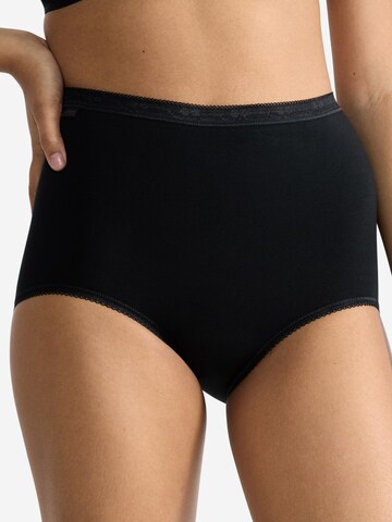 SLOGGI Slip 'Basic+' in Zwart: voorkant