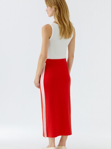 OUI Strickrock in Rot