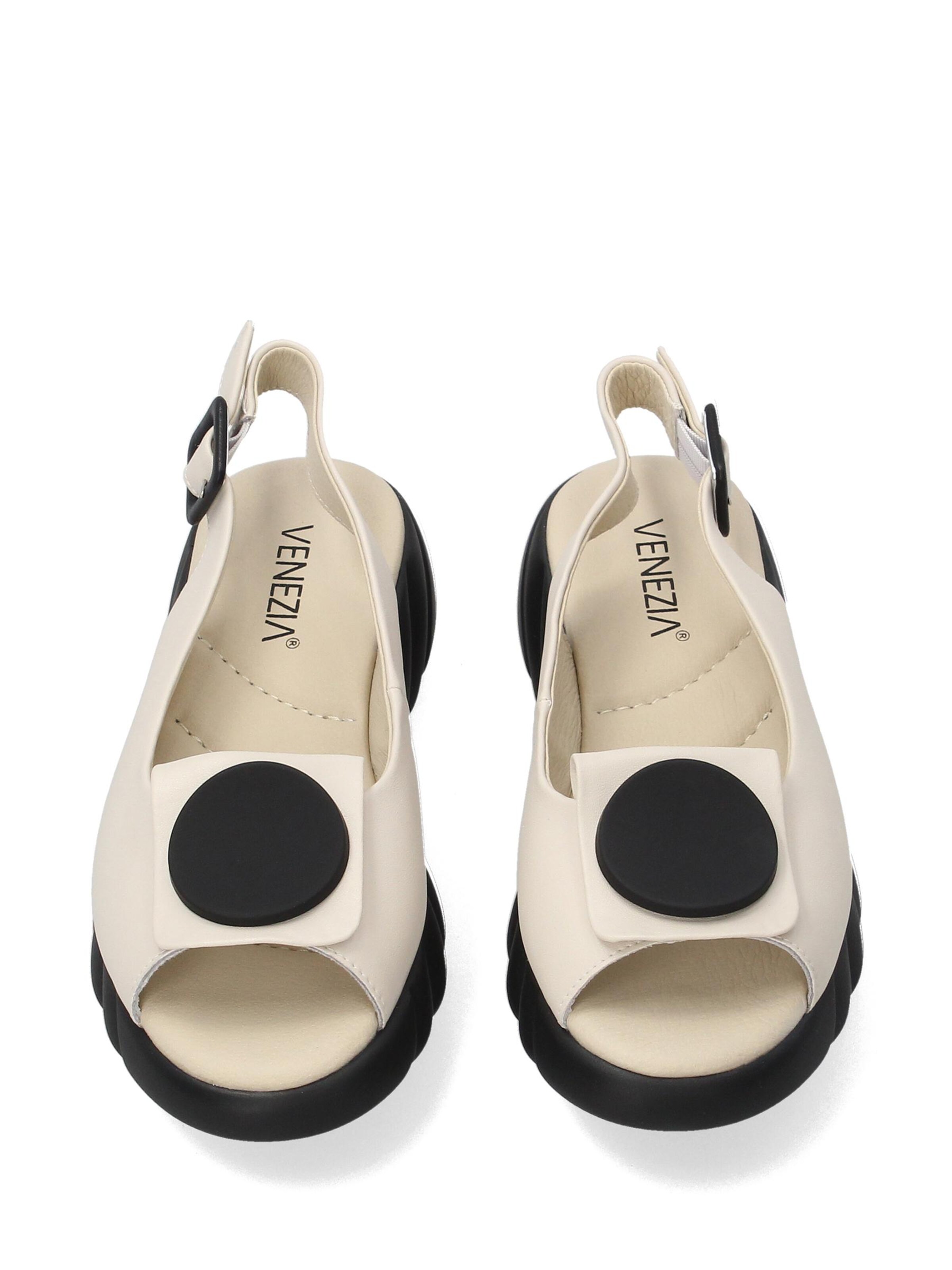 VENEZIA Sandals in Beige