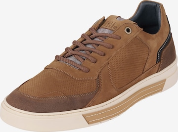 BULLBOXER Sneakers laag 'Jesse' in Bruin: voorkant