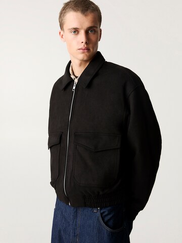 Giacca di mezza stagione di Pull&Bear in nero