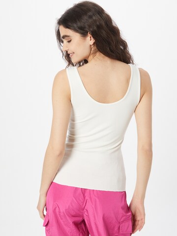 ONLY PLAY - Top deportivo 'JURA' en blanco