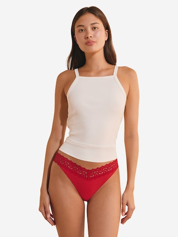 String 'Wish' ETAM en rouge