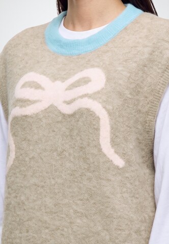 NÜMPH Sweater 'RIETTE' in Grey: front