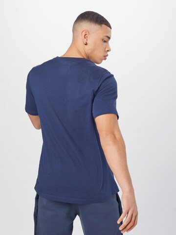 Nike Sportswear T-Shirt 'Swoosh' in Blau