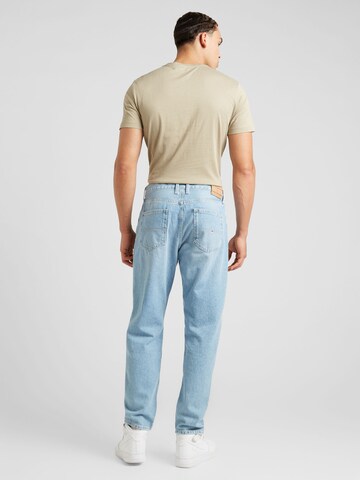 Tommy Jeans Regular Jeans 'ISAAC' in Blue