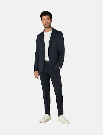 BENVENUTO Slimfit MATTEO MESSINA J 2929 Anzug, das Model ist 188cm,trägt Größe 50 in Blau: Vorderseite