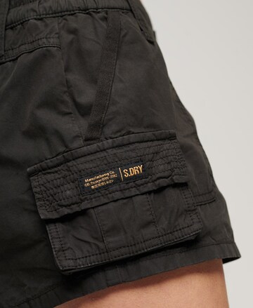 Regular Pantalon cargo Superdry en noir