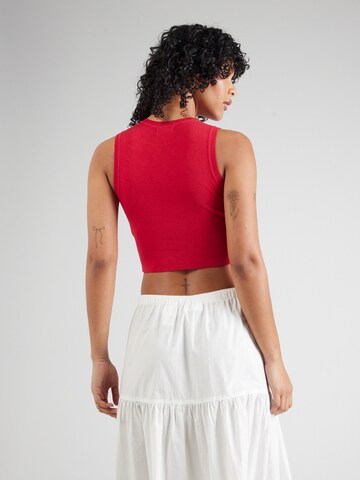 Top 'JDYCIRKELINE' di JDY in rosso