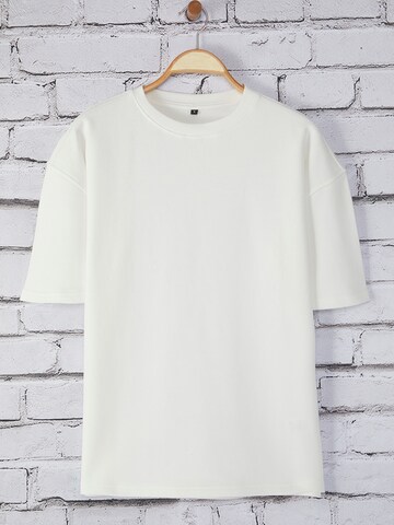 T-Shirt Trendyol en blanc : devant