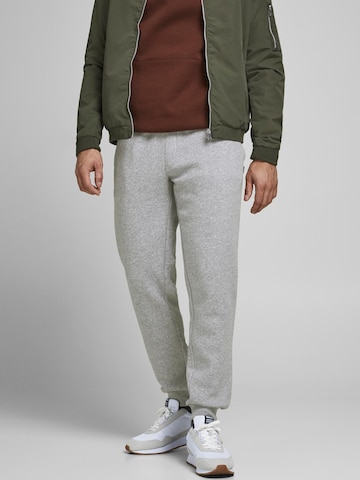 Effilé Pantalon 'Gordon Bradley' JACK & JONES en gris : devant