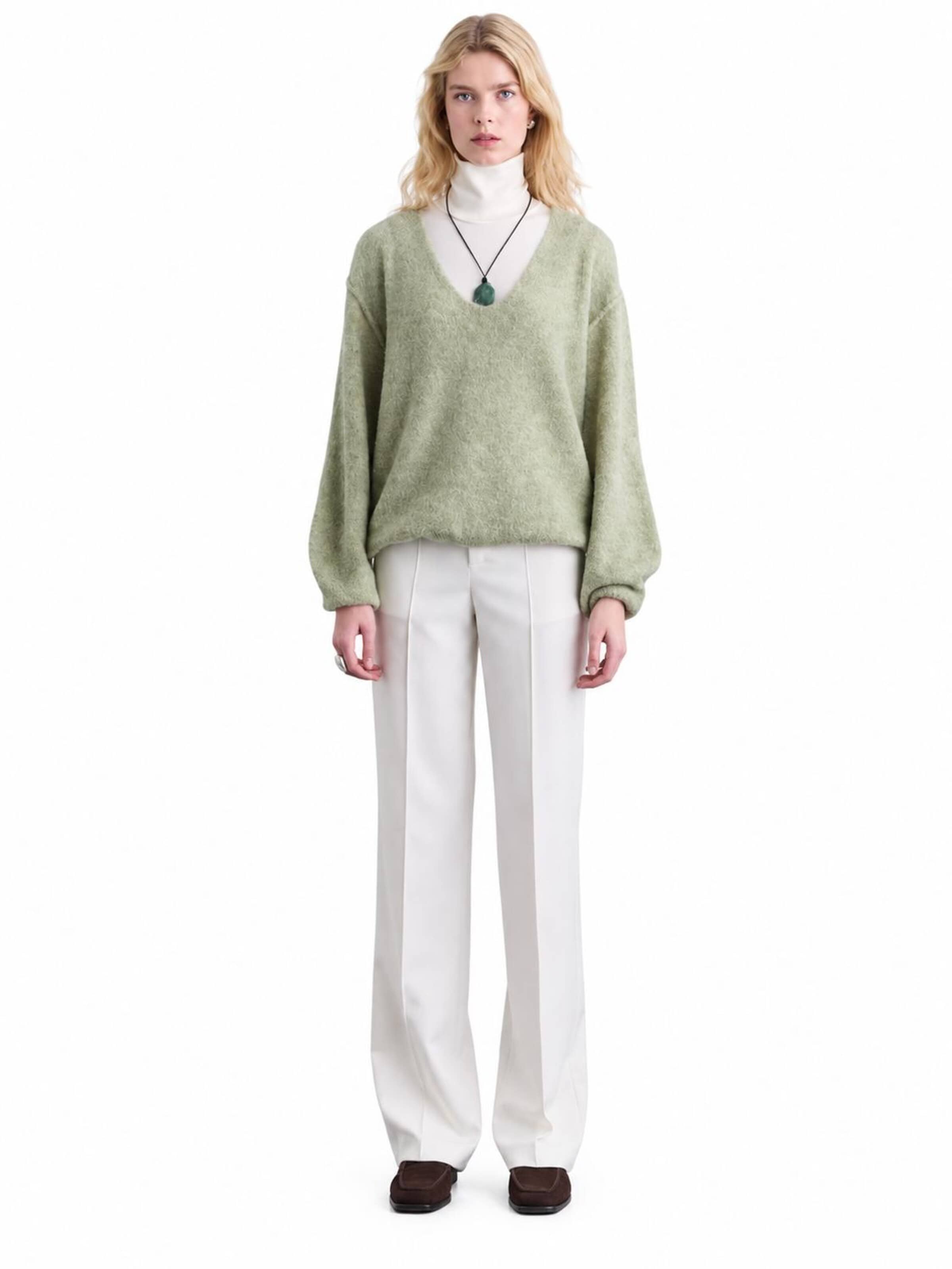 MANUKA Sweater in Green