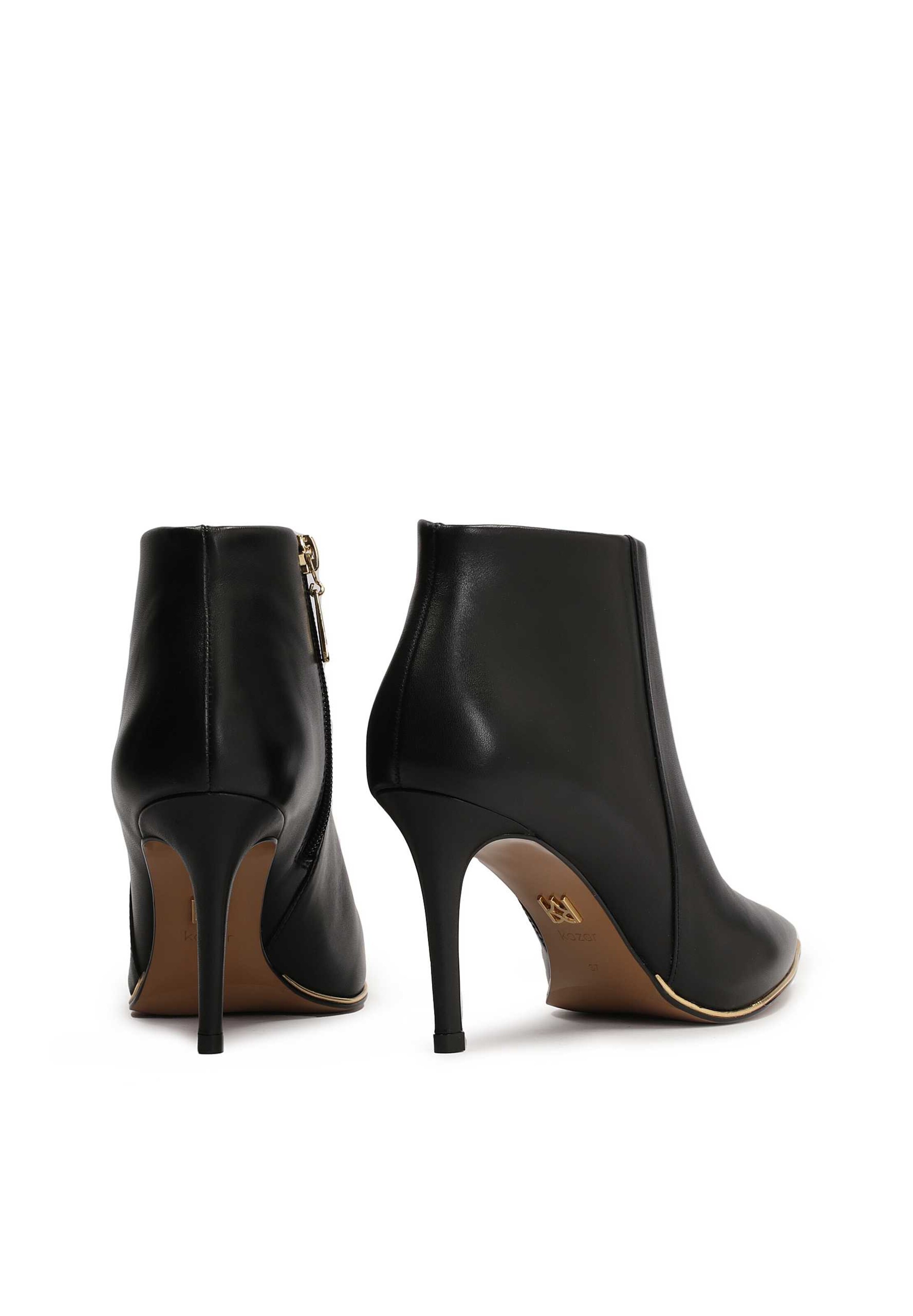 Kazar Stiefelette in Schwarz