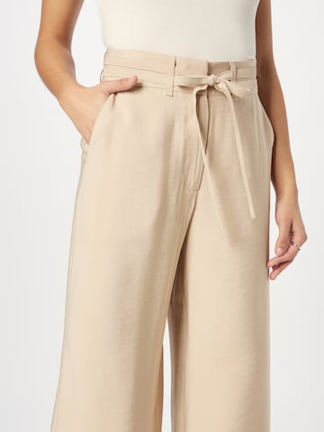 ABOUT YOU Wide leg Pants 'Simone' in Beige