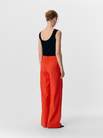 OBJECT Wide leg Pleat-Front Pants 'OBJLISA' in Red