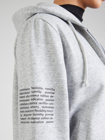 Champion Authentic Athletic Apparel - Chándal en gris