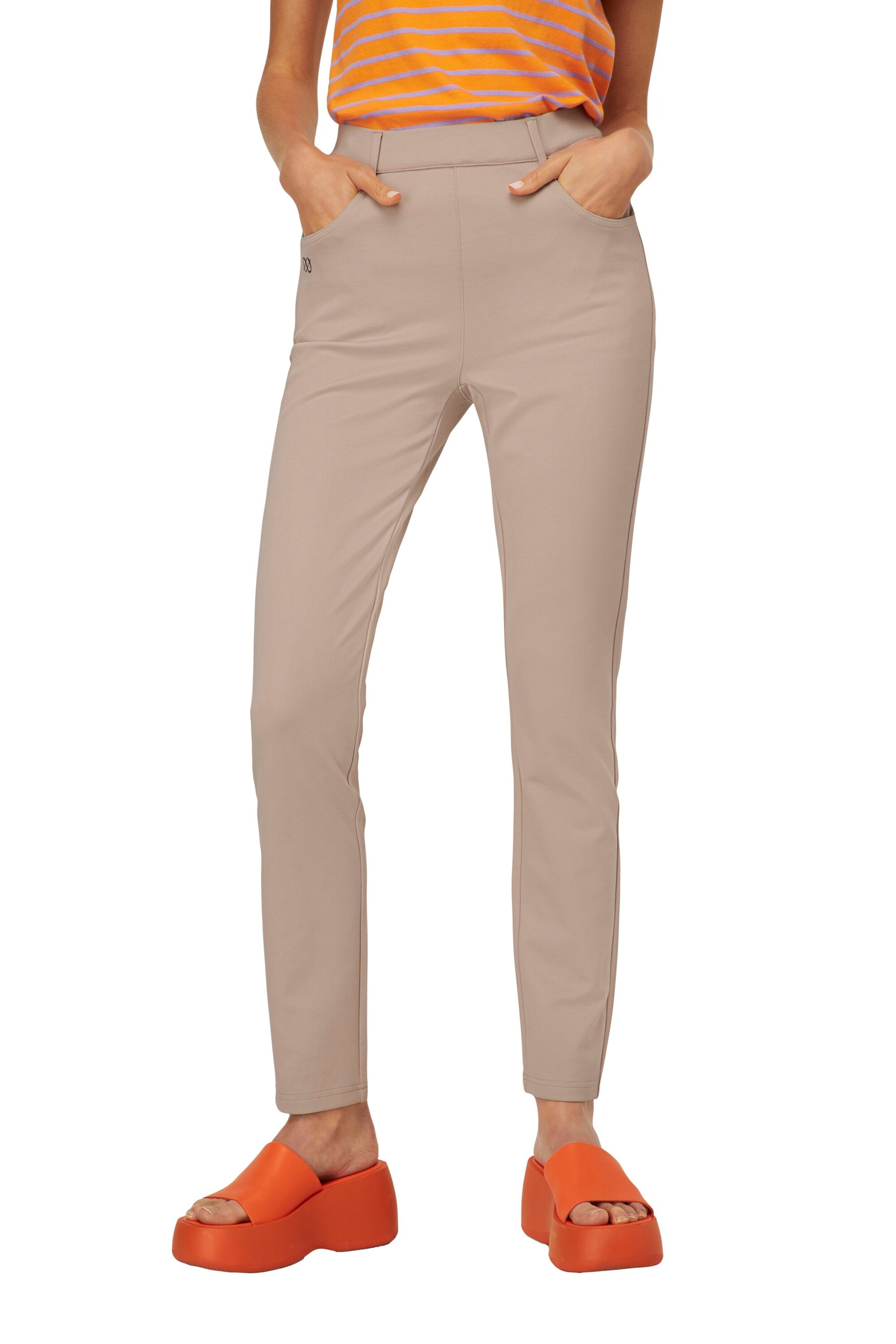 LAURASØN Slim fit Pants 'Julia' in Beige: front