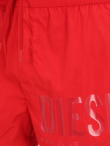 DIESEL Плавательные шорты 'MARIO' в Красный