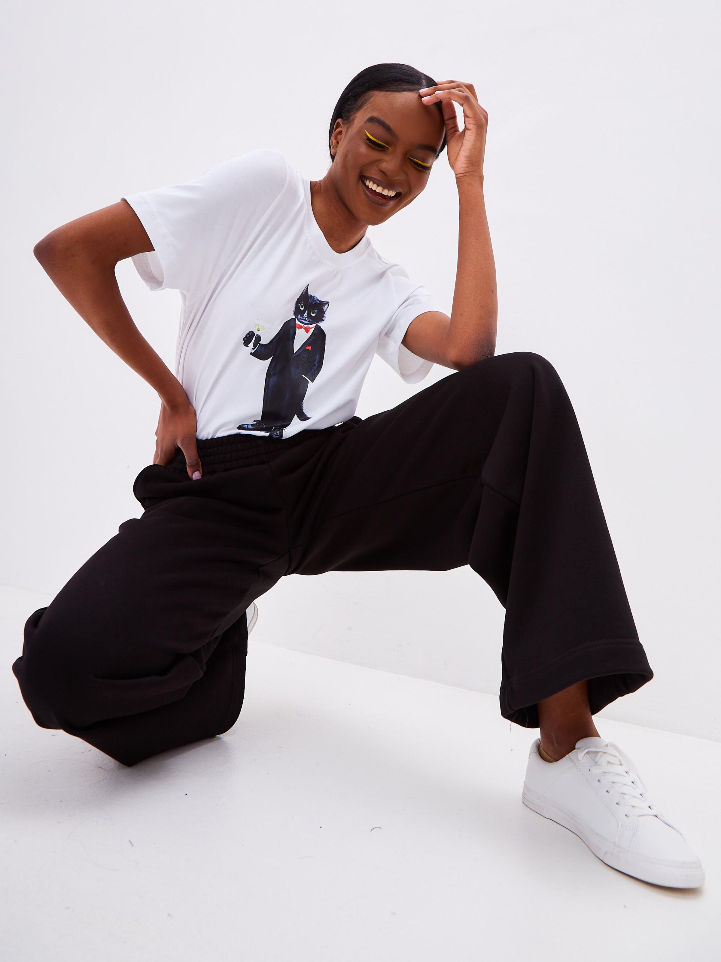 Cat e Lolette Regular Housut 'Palazzo Trousers' värissä musta
