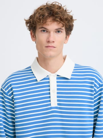 Casual Friday - Sudadera 'CFPersson' en azul