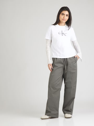 Calvin Klein Jeans Тениска 'HERO' в бяло