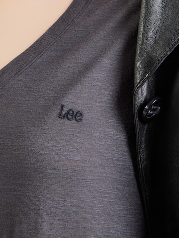 Lee Tričko - Čierna