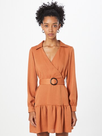 Robe-chemise River Island en marron : devant