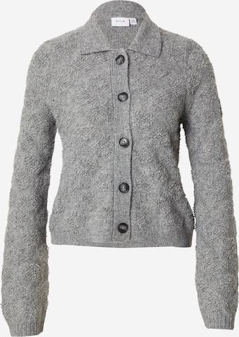 VILA Neuletakki 'VIAERY' värissä harmaa: etupuoli