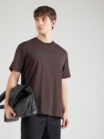 KARL LAGERFELD JEANS - Camiseta 'ESSENTIAL' en marrón: frente