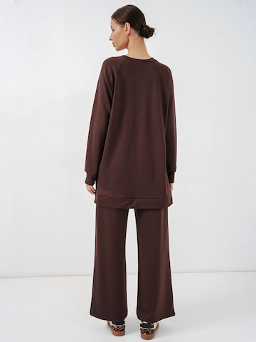 Completo pantalone 'Blusen' di Bigdart in marrone