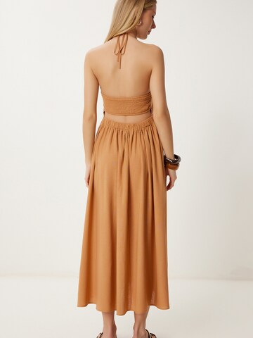 Happiness İstanbul Платье в Бежевый