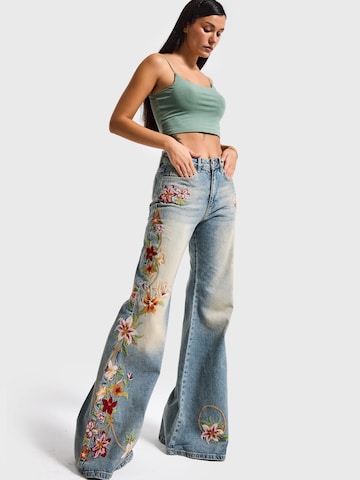 IT'S BASIC Flared Jeans 'FLARE MID RISE JEANS' in Blauw: voorkant