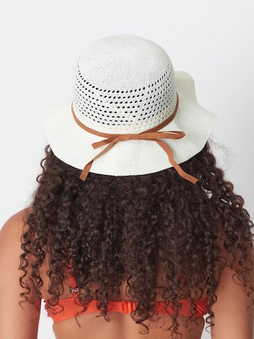 C&City Hat in White