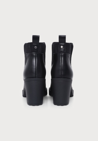 ONLY Chelsea boots 'ONLBARBARA' in Zwart