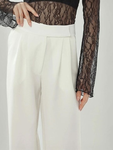 Hiccup Wide Leg Hose in Weiß