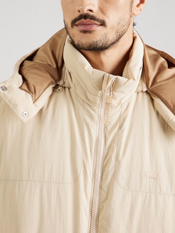 LEVI'S ® Φθινοπωρινό και ανοιξιάτικο μπουφάν 'Rockridge Short Puffer' σε μπεζ