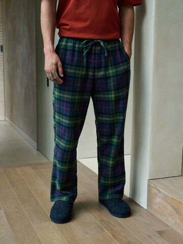 Next Pyjamahose in Grün: Vorderseite