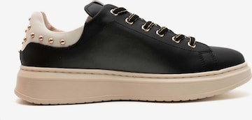 Nero Giardini Sneakers 'Porto Nero Porto Osso Tr Varena Stan Beige' in Black