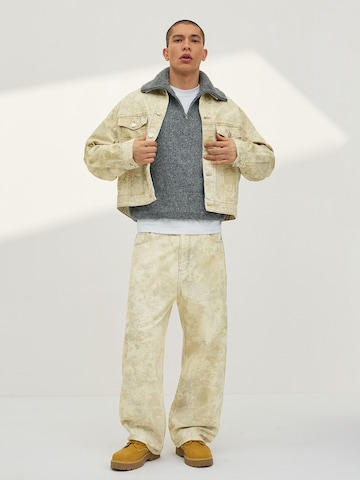 Barrel Jeans di Bershka in verde