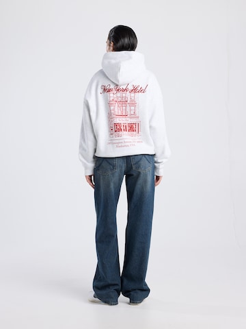 America Today Sweatshirt in Grey