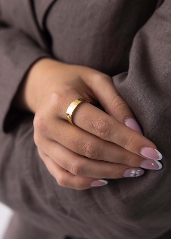 PURELEI Ring 'Big Shiny Adjustable' in Gold: front