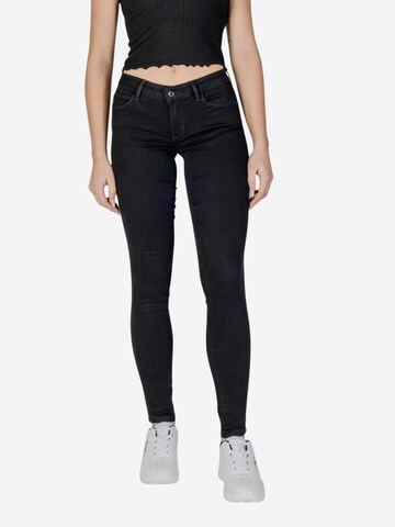 GUESS Skinny Jeans in Zwart: voorkant