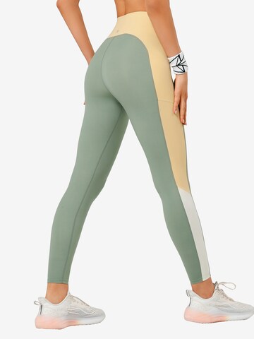 Skinny Pantaloni sportivi 'Carly' di Yvette Sports in verde