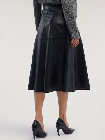 Trussardi - Falda en negro