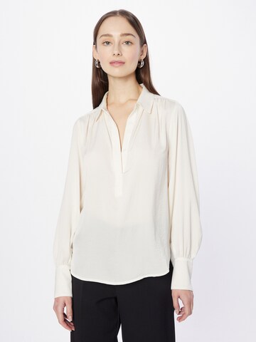 Banana Republic - Blusa em branco: frente