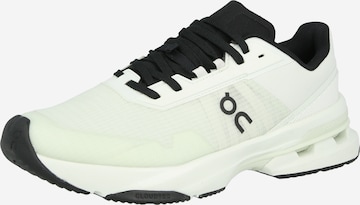 On - Calzado deportivo 'Cloudpulse Pro' en blanco: frente